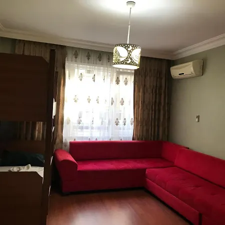 بيت شباب استقلال تراس *