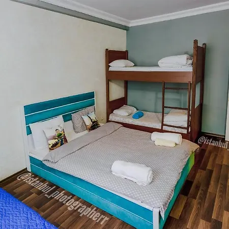 بيت شباب استقلال تراس *