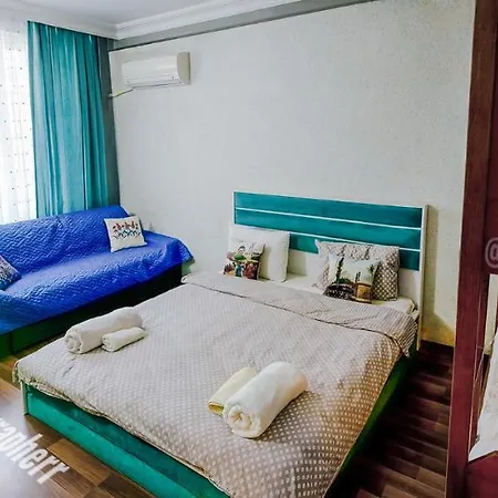 بيت شباب استقلال تراس *